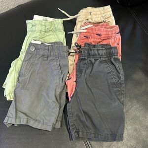 Lot of 5 boys shorts size 4/5